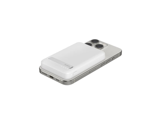 BELKIN 8k Qi2 MagSafe Compatible Powerbank with kickstand