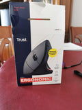 TRUST Souris sans fil ergonomique VERTO - Noire