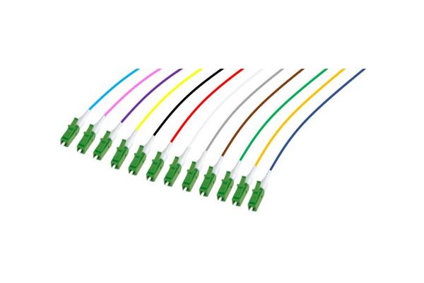 Que penser de Lot de pigtails OS2 G652D LC-APC Low Loss 900µm 12 couleurs 2m ?