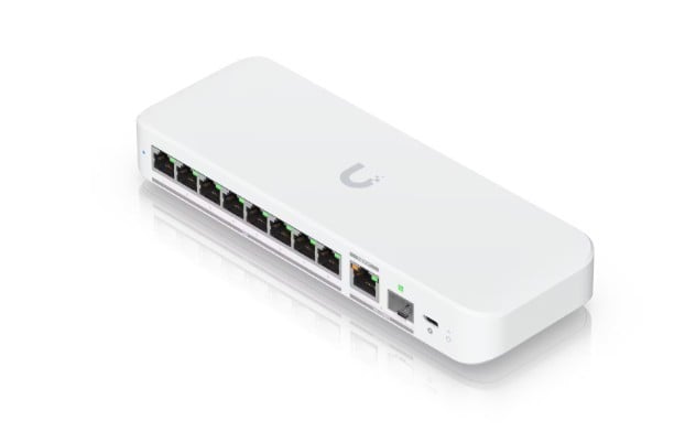 USW-Flex-2.5G-8 vs switchs classiques : le vrai saut UniFi