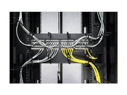 APC BALAIS DE RAILS DE MONTAGE LARGES POUR ARMOIRE NETSHELTER SX