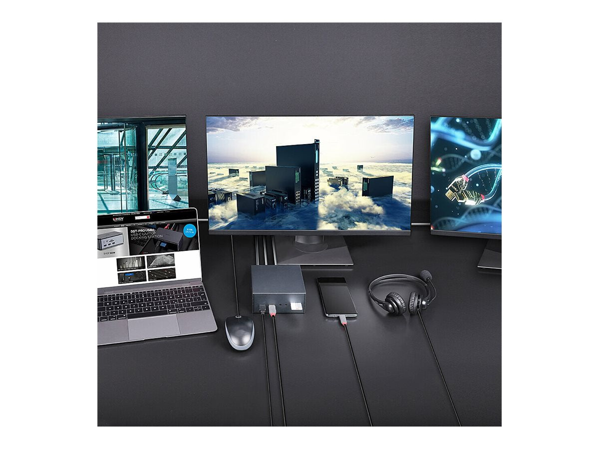 LINDY DST-Pro 101 USB-C Laptop Docking Station
