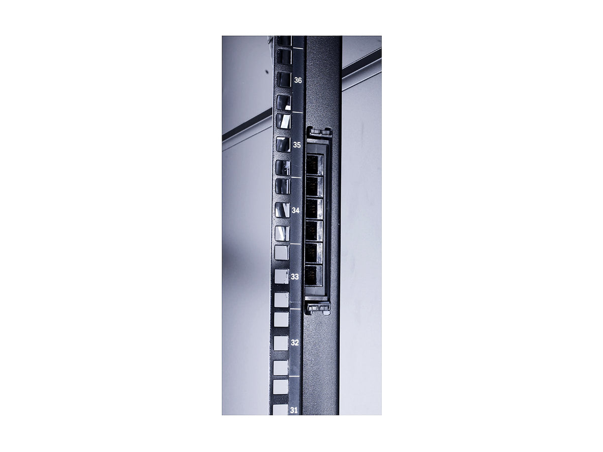 APC Data Distribution cable CAT6 UTP CMR 6XRJ-45 black 11FT 3.3M