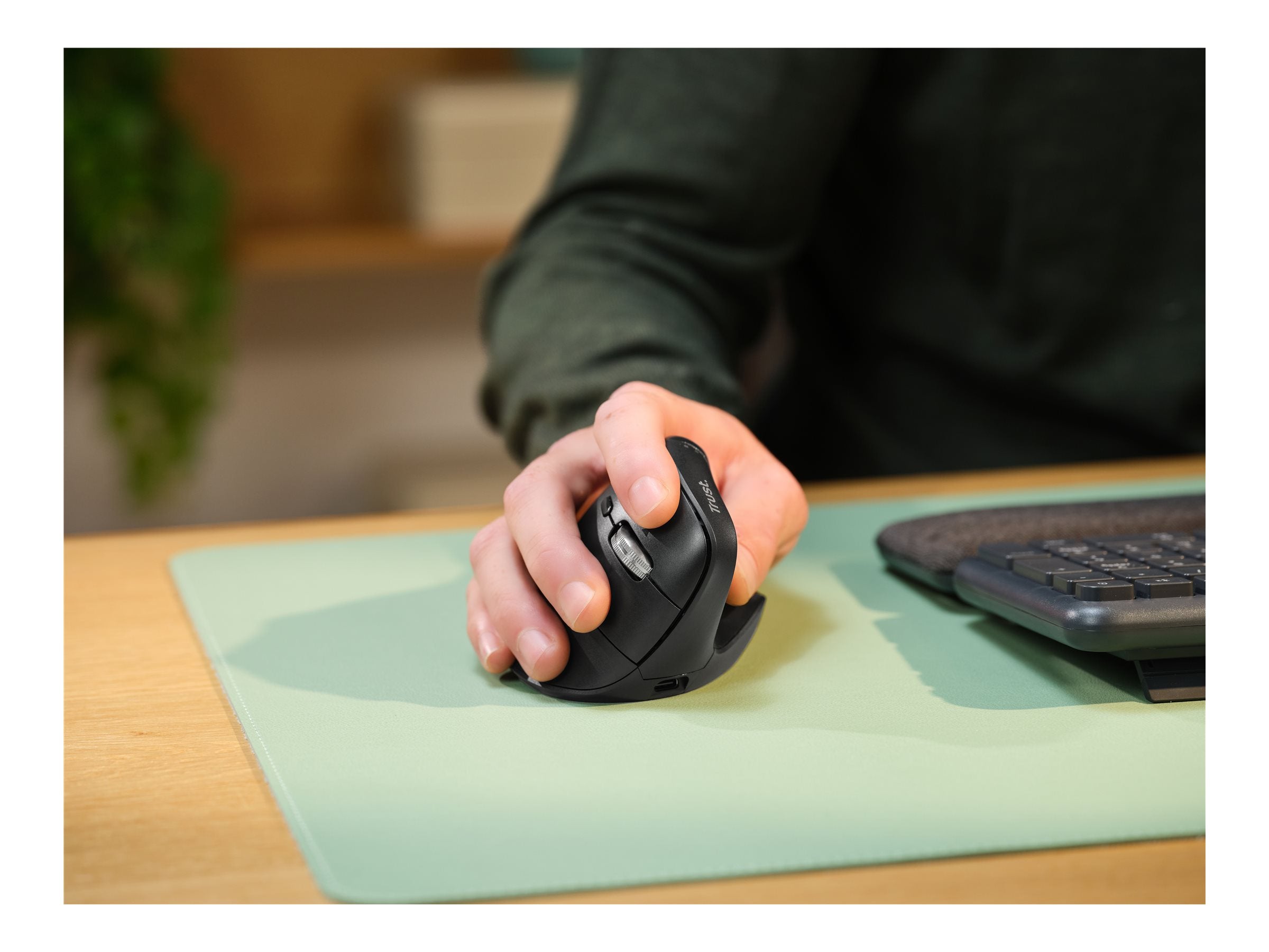 TRUST VYRAN ERGO HYPSCROLL M-WRLS MOUSE