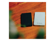VERBATIM CHARGE N GO ESSENTIALS POWER BANK MAGNETIC WIRELESS 5000MAH GREEN WCF (P)