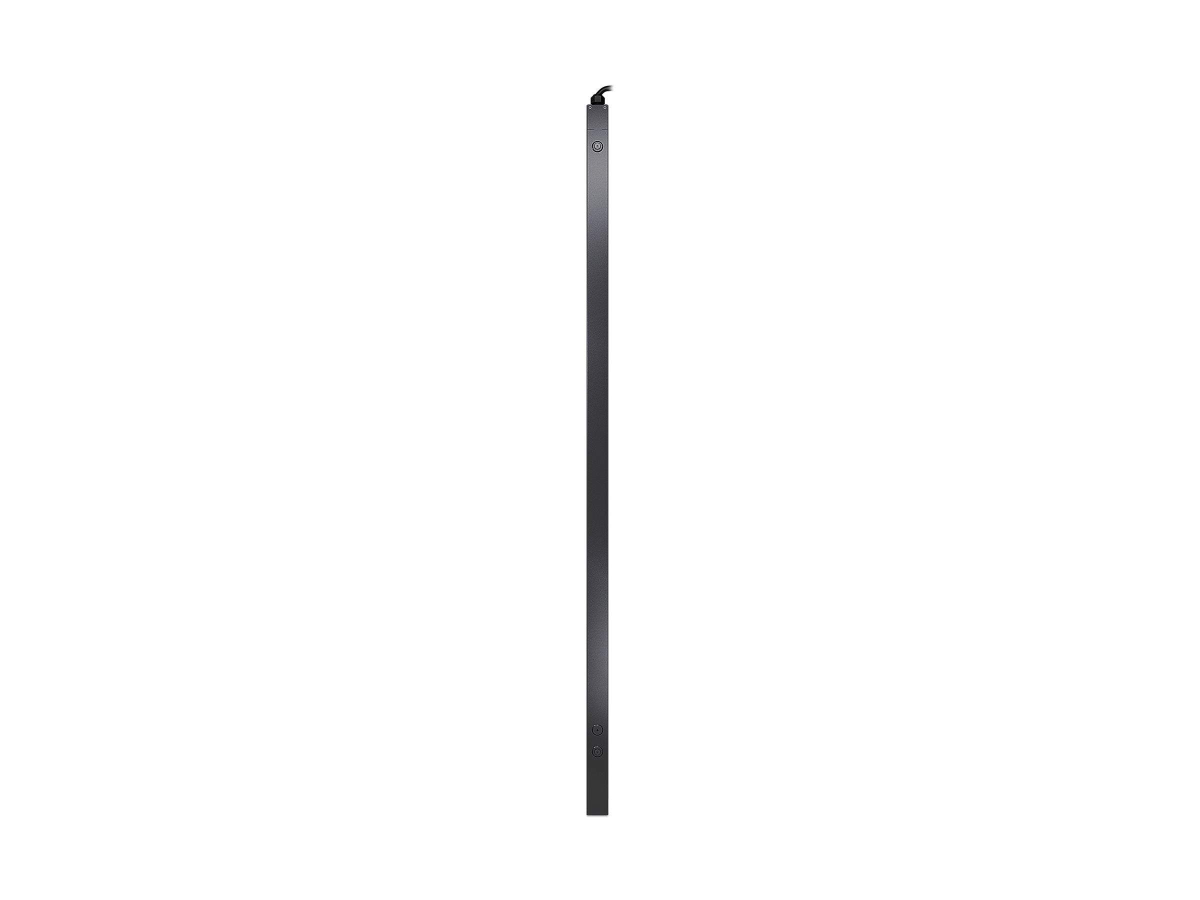 APC Metered-by-Outlet with Switching Rack PDU ZeroU 2G Rack AC 400V 11 kW 3-phase Ethernet 10/100 oc 24 0U 1.8m cord BK
