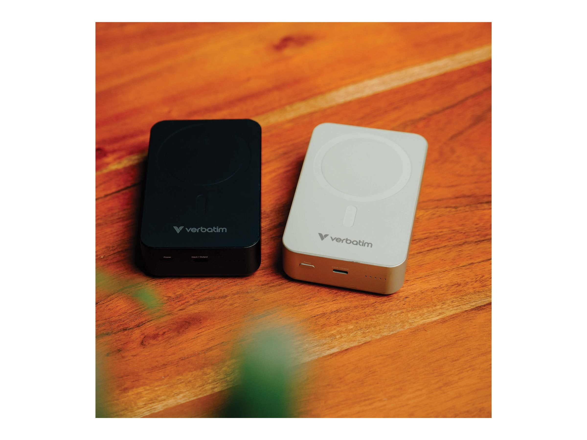 VERBATIM CHARGE N GO ESSENTIALS POWER BANK MAGNETIC WIRELESS 20000MAH GREEN WCF (P)