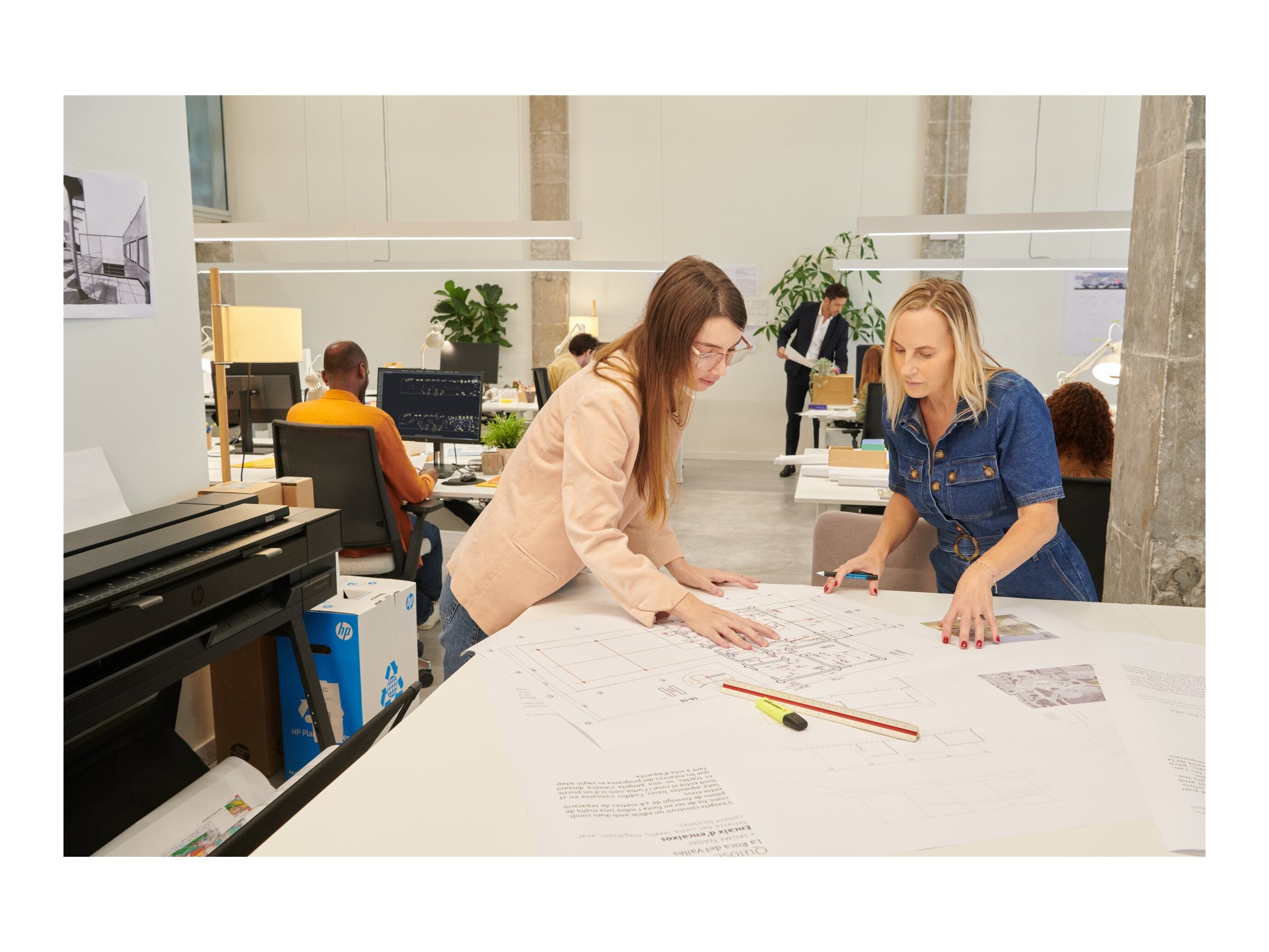 HP DesignJet T850 36inch MFP colour ink-jet 914x2770mm 305x457mm 914x1676mm media 0.42 min/pageprint Gigabit LAN Wi-Fi