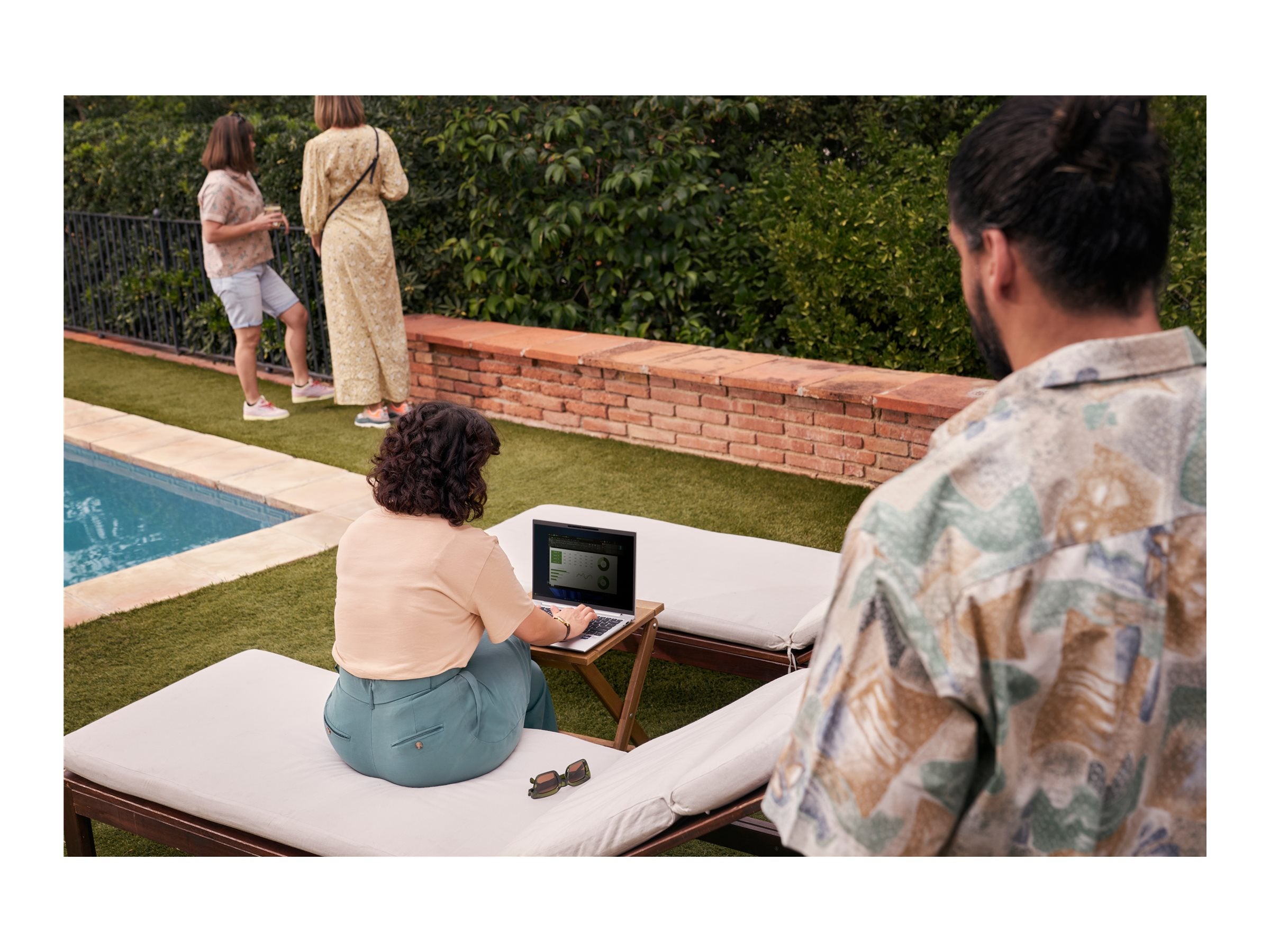 HP EliteBook X Flip IA Nouvelle génération Intel Core Ultra 7 258V 14p WUXGA 32Go 1To SSD UMA W11P Copilot + PC 3/3/0