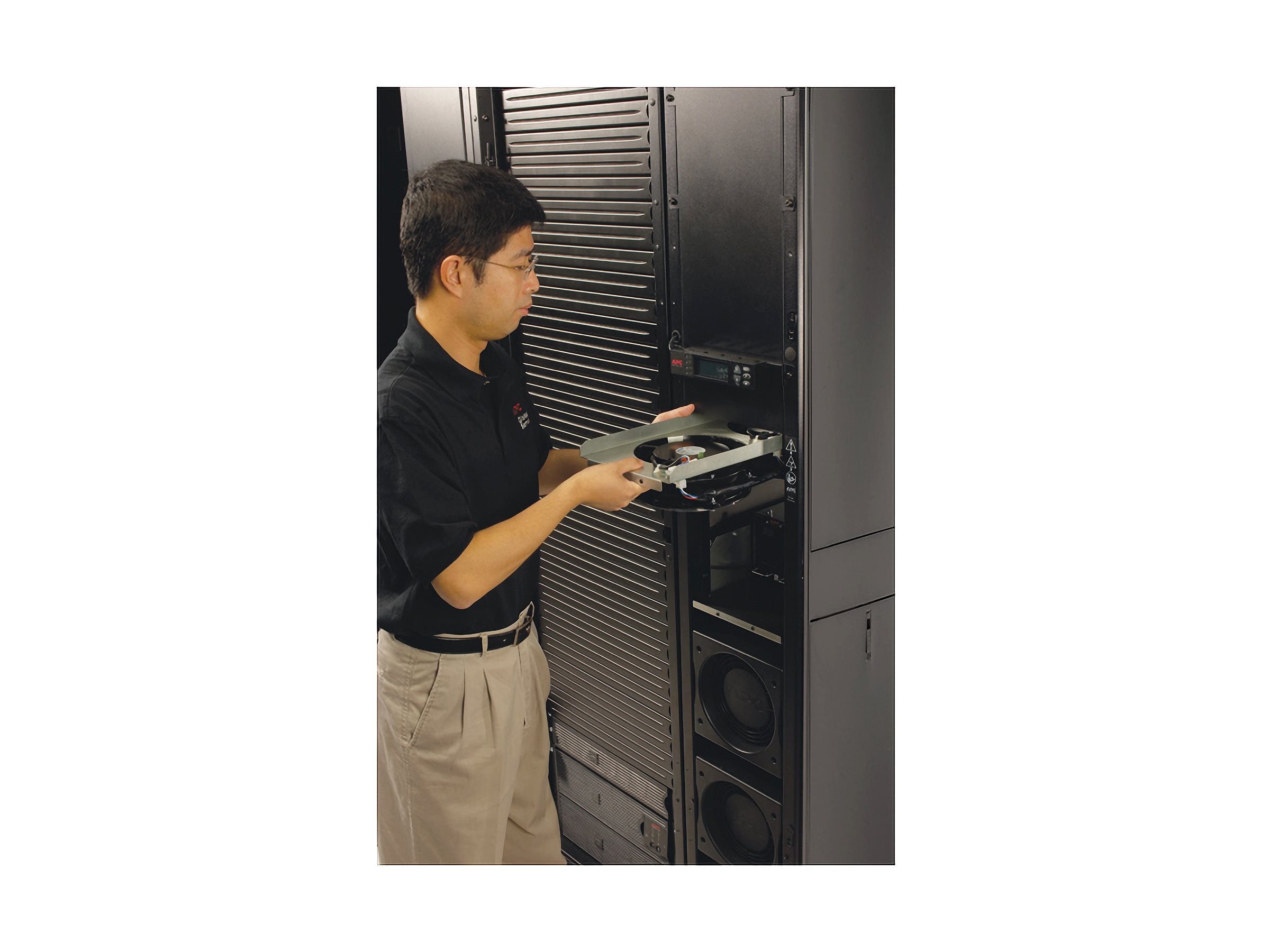 APC 2 Years On-Site Warranty Extension for R134A Pumped Refrigerant InRow Unit ACOA or AcrA