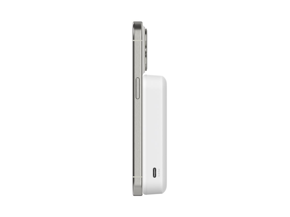 BELKIN 10k Qi2 MagSafe Compatible Powerbank with kickstand