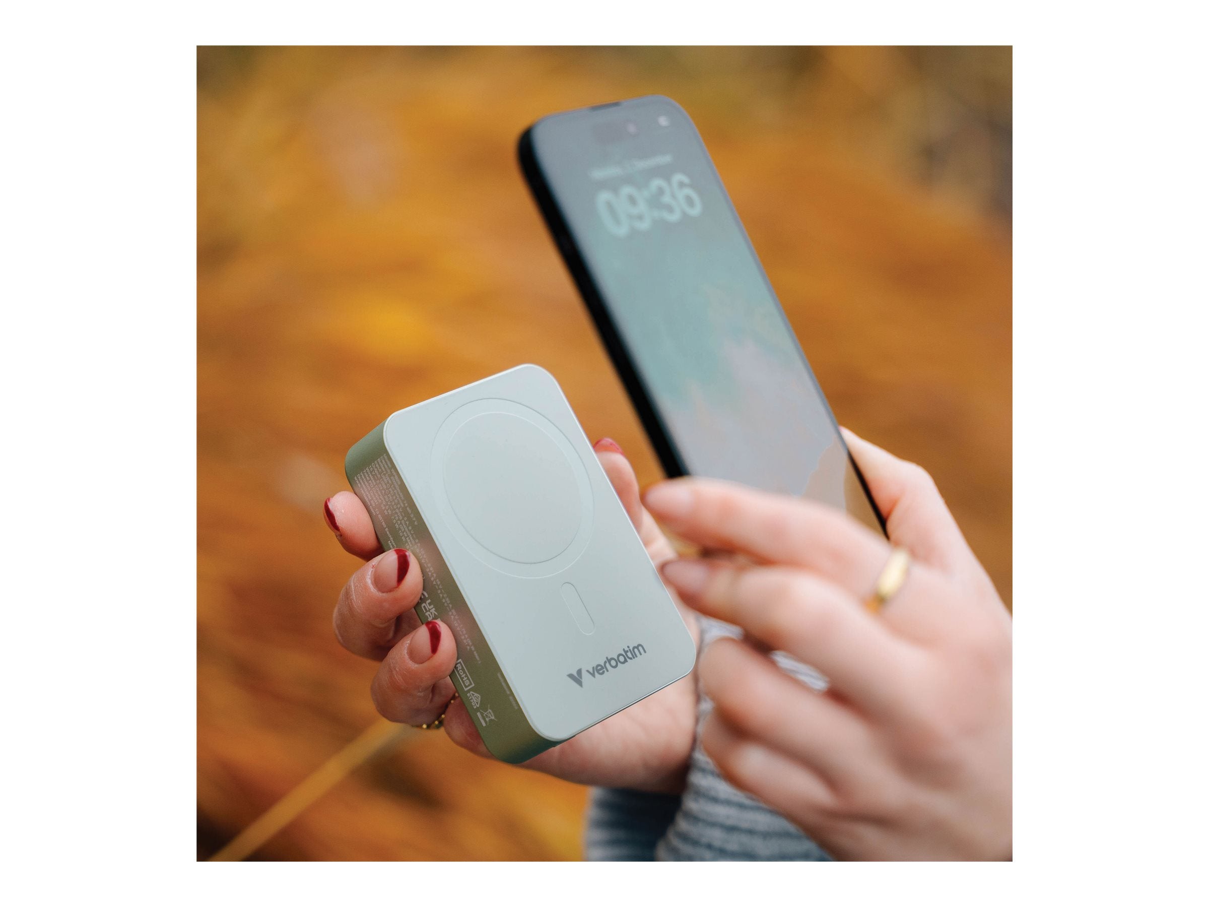 VERBATIM CHARGE N GO ESSENTIALS POWER BANK MAGNETIC WIRELESS 20000MAH GREEN WCF (P)