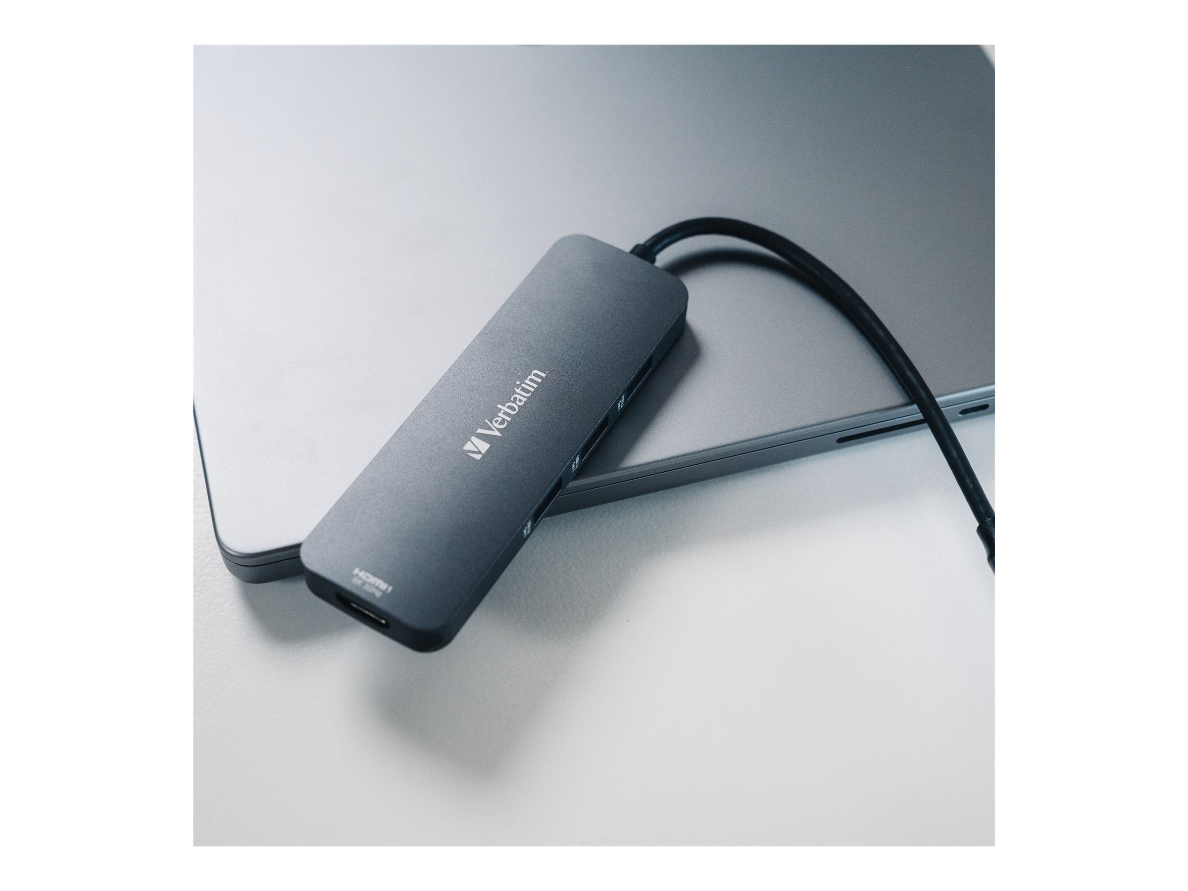 VERBATIM USB-C PRO MULTIPORT HUB 8 PORT CMH-08 WCF (P)