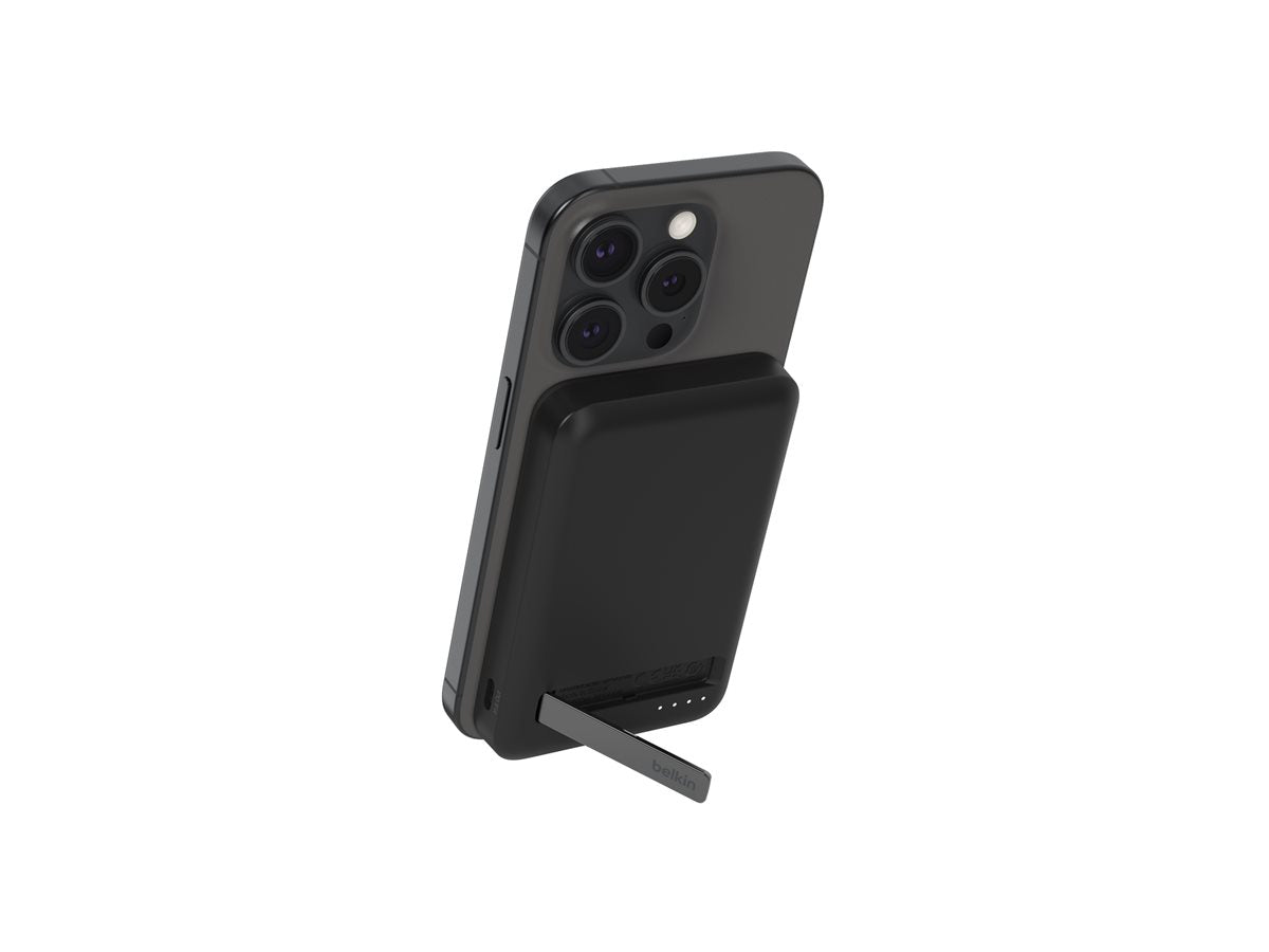 BELKIN 8k Qi2 MagSafe Compatible Powerbank with kickstand
