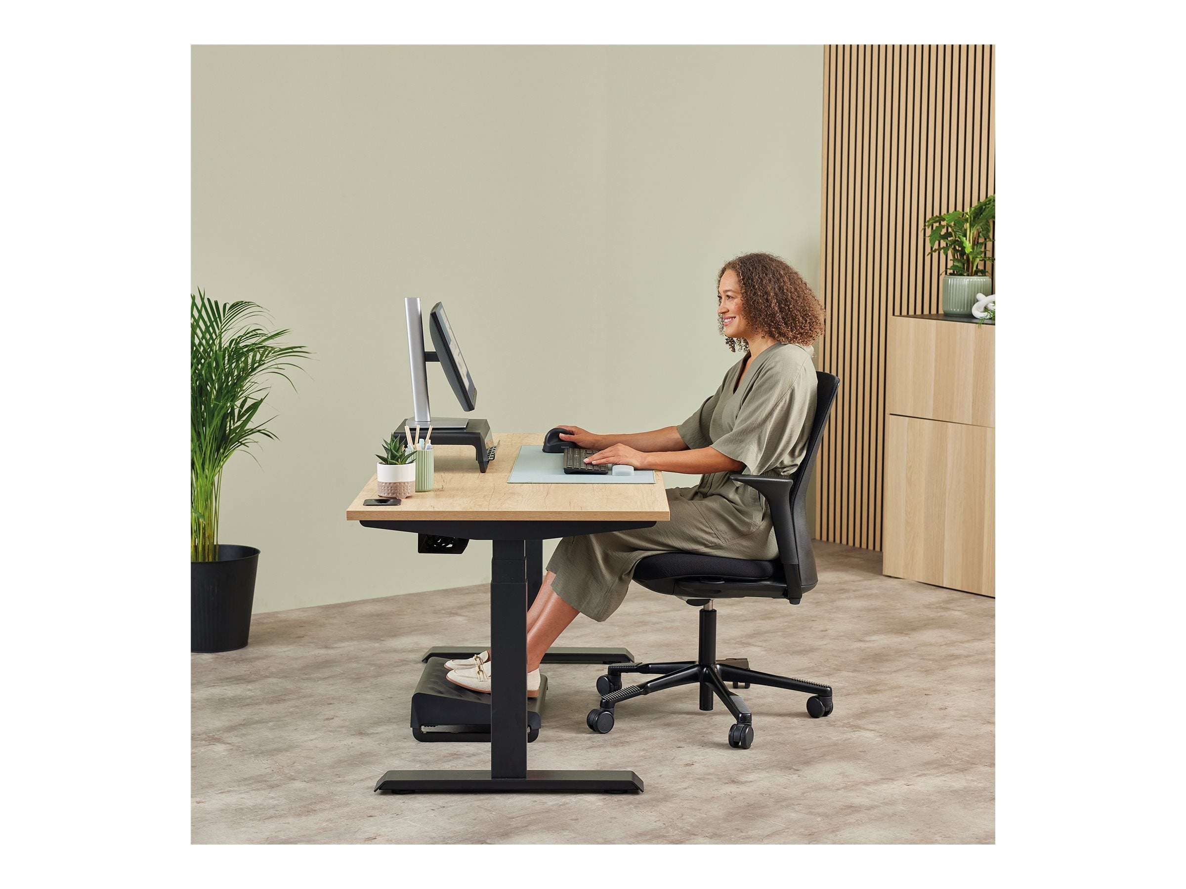 FELLOWES Souris verticale ergonomique BREYTA - Moyenne droite