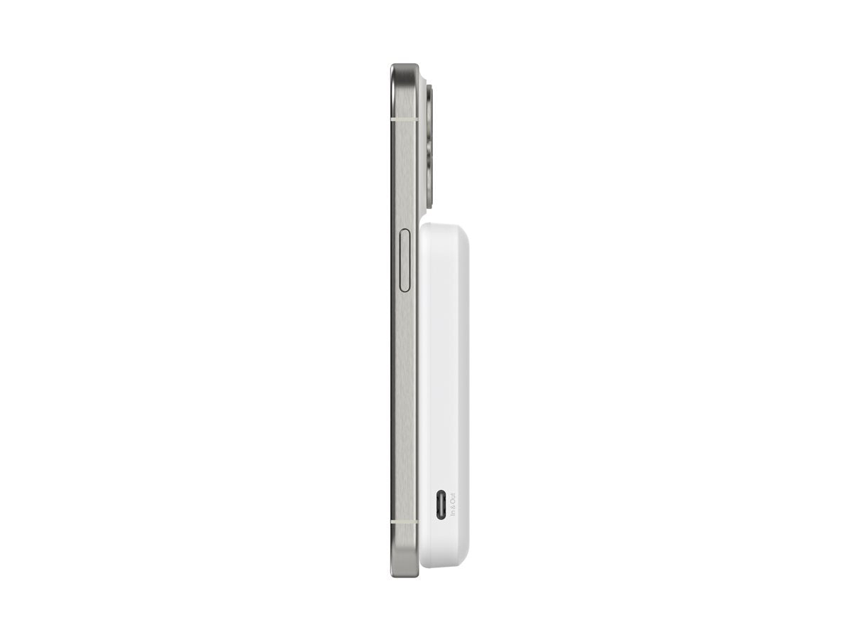 BELKIN 8k Qi2 MagSafe Compatible Powerbank with kickstand