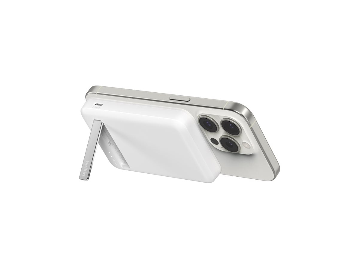 BELKIN 8k Qi2 MagSafe Compatible Powerbank with kickstand