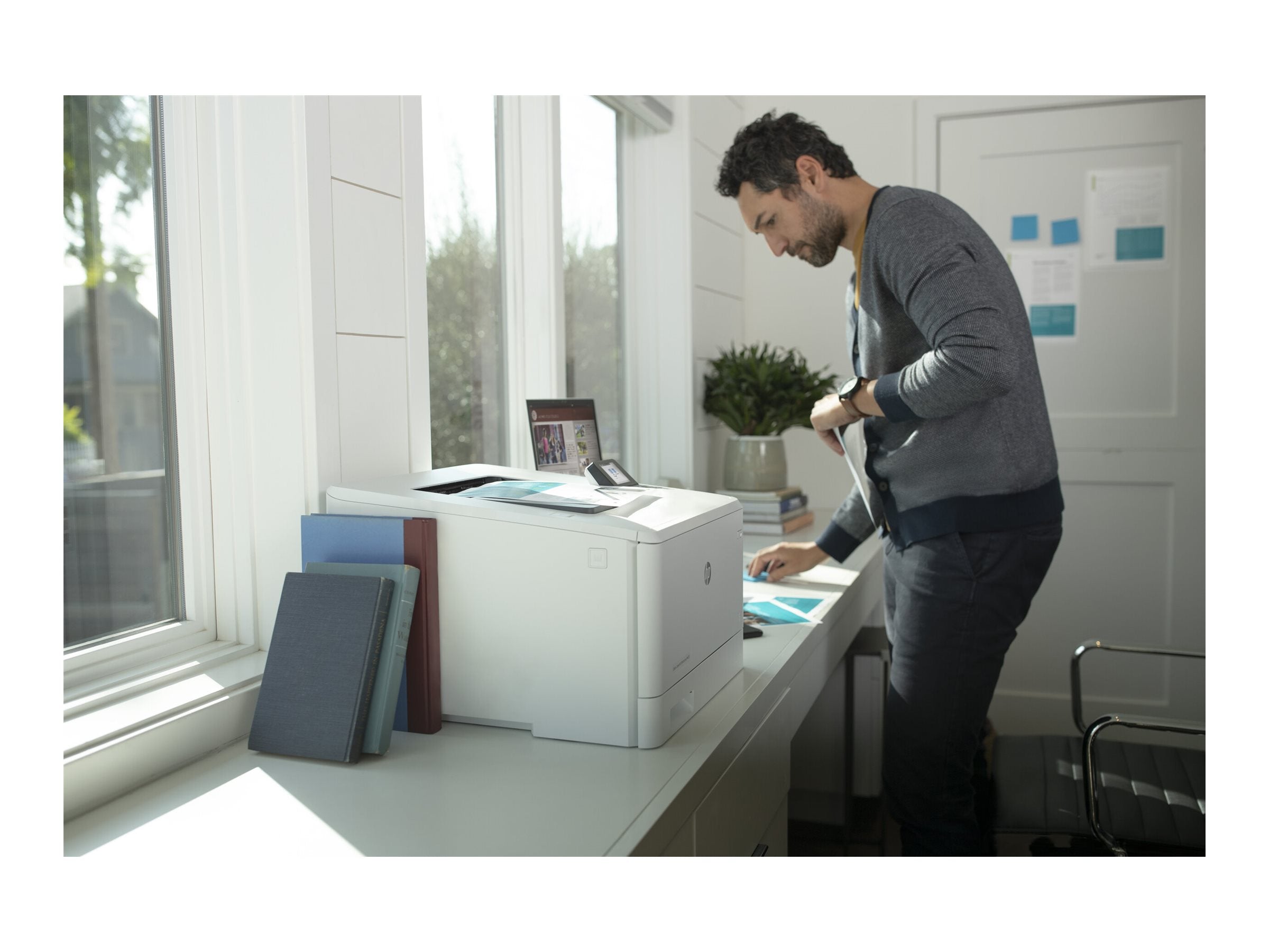 HP Color LaserJet Enterprise M455dn Printer colour Duplex laser A4 600x600dpi 27ppm mono 27ppm colour 300sheets USB LAN