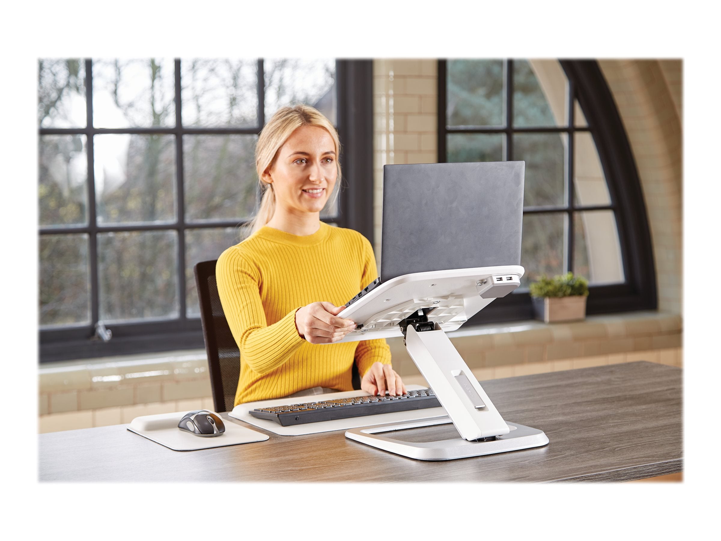 FELLOWES SUPPORT ORDINATEUR PORTABLE HANA 230V EU/UK - BLANC