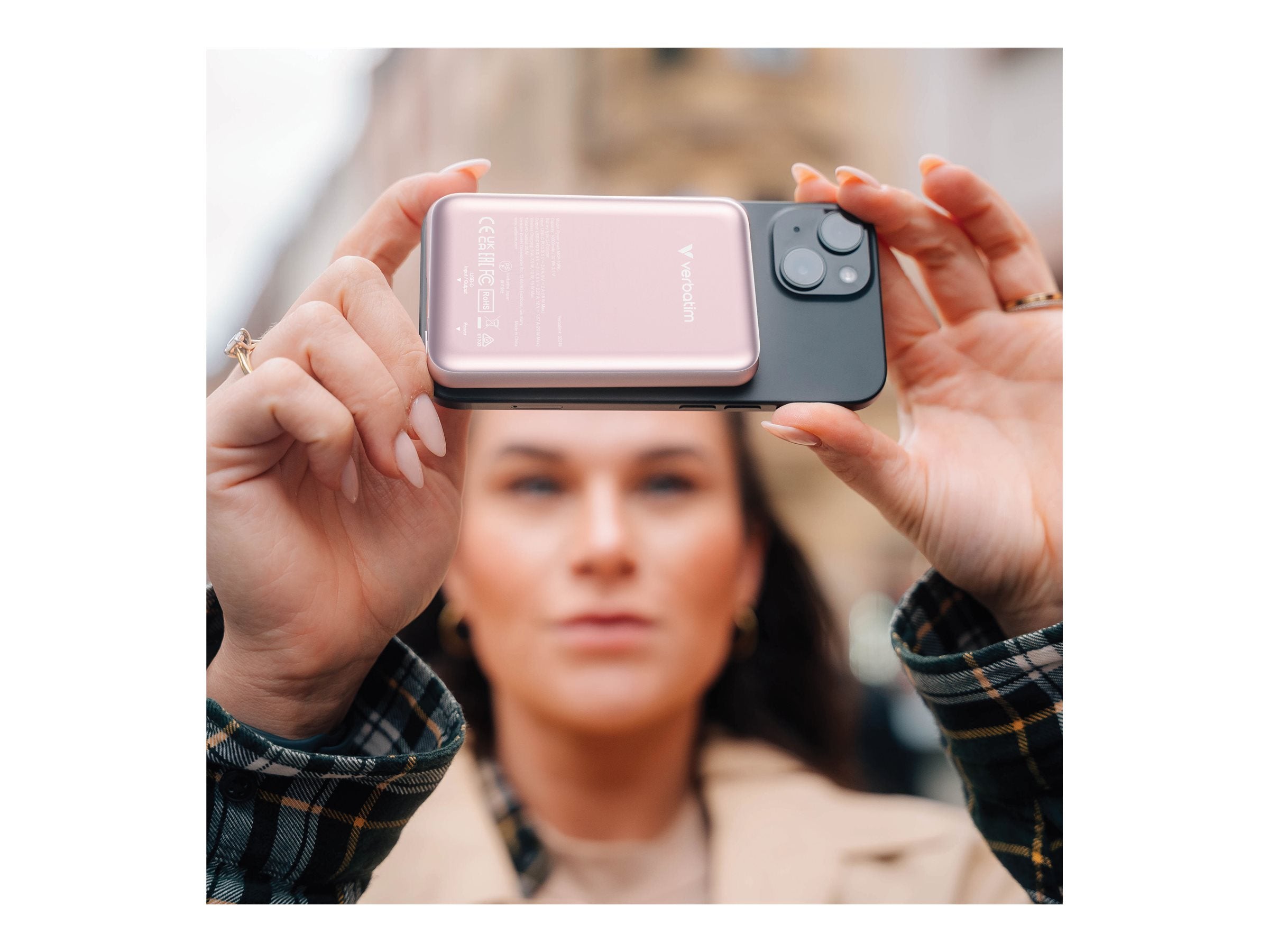 VERBATIM CHARGE N GO MAGNETIC WIRELESS POWER BANK 10000 PINK WCF (P)