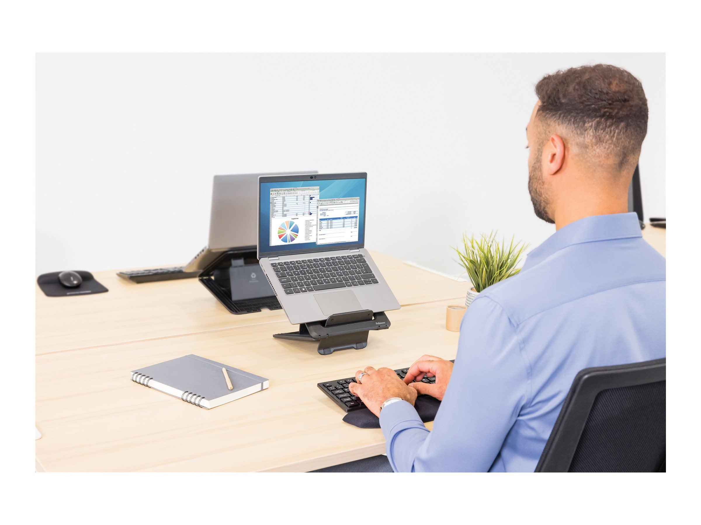 FELLOWES Breyta Laptop Stand Black