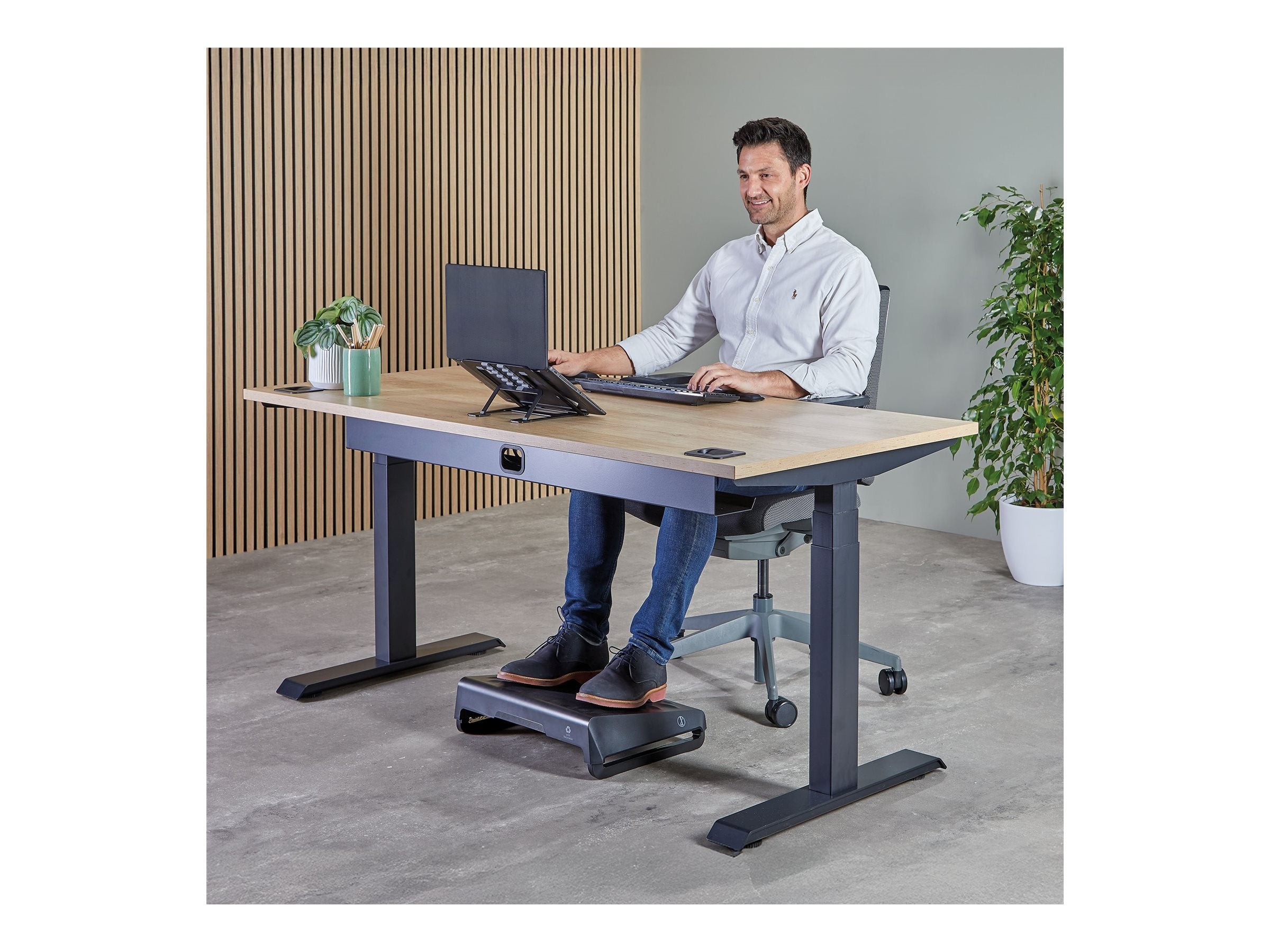 FELLOWES SUPPORT ORDINATEUR PORTABLE LAPTOP NOIR ALUMNIA