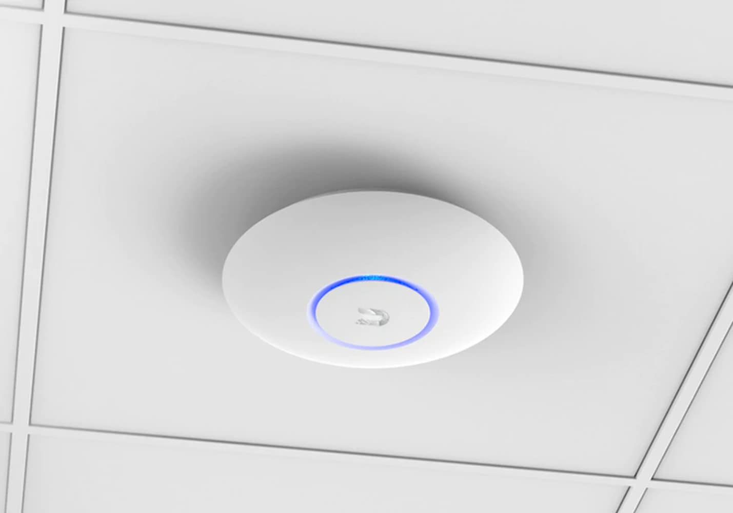 Ubiquiti Networks UAP-AC-PRO point d'acces réseaux locaux sans fil 1300 Mbit/s Blanc Connexion Ethernet, supportant l'alimentation via ce port (PoE)