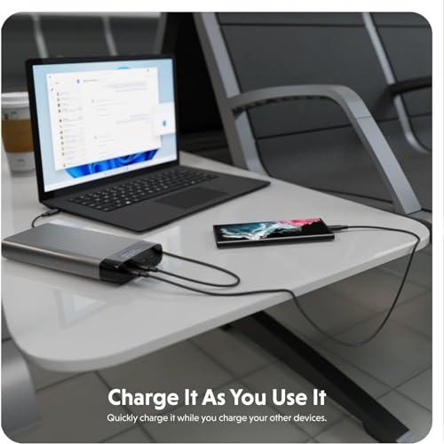 TARGUS Hyper HyperJuice 245W USB-C 100Wh Battery Pack with OLED Display