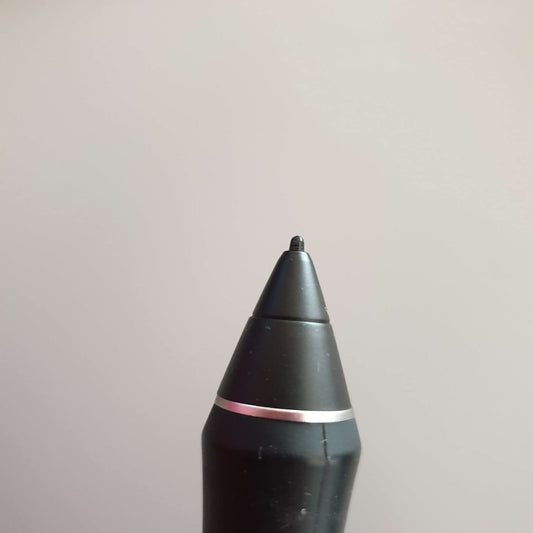 WACOM Écran interactif Cintiq Pro 24 - Écran UHD 24" + Stylet Pro Pen 2- Noir