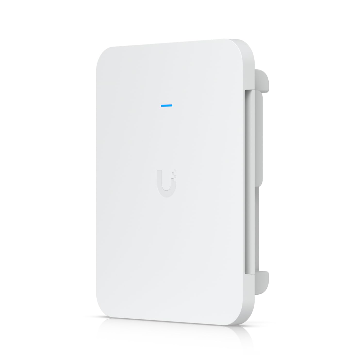 UACC-U7-Pro-Wall-FM