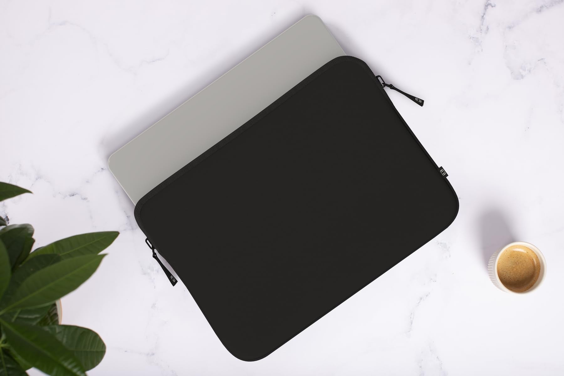 MW MACBOOK NEO SLEEVE BLACK/BLACK