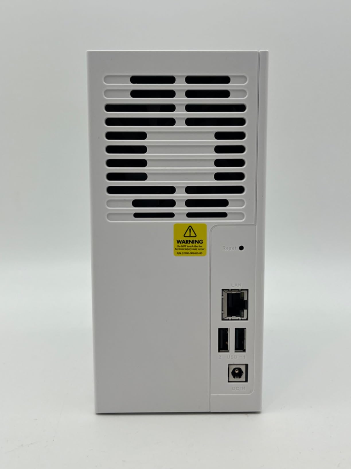 QNAP TS-233 2 bay ARM 2.0GHz Quad core 2xSATA 6Gb/s 2Go RAM on-board 1xGbE 1xUSB3.2 Gen1 and 2xUSB2.0