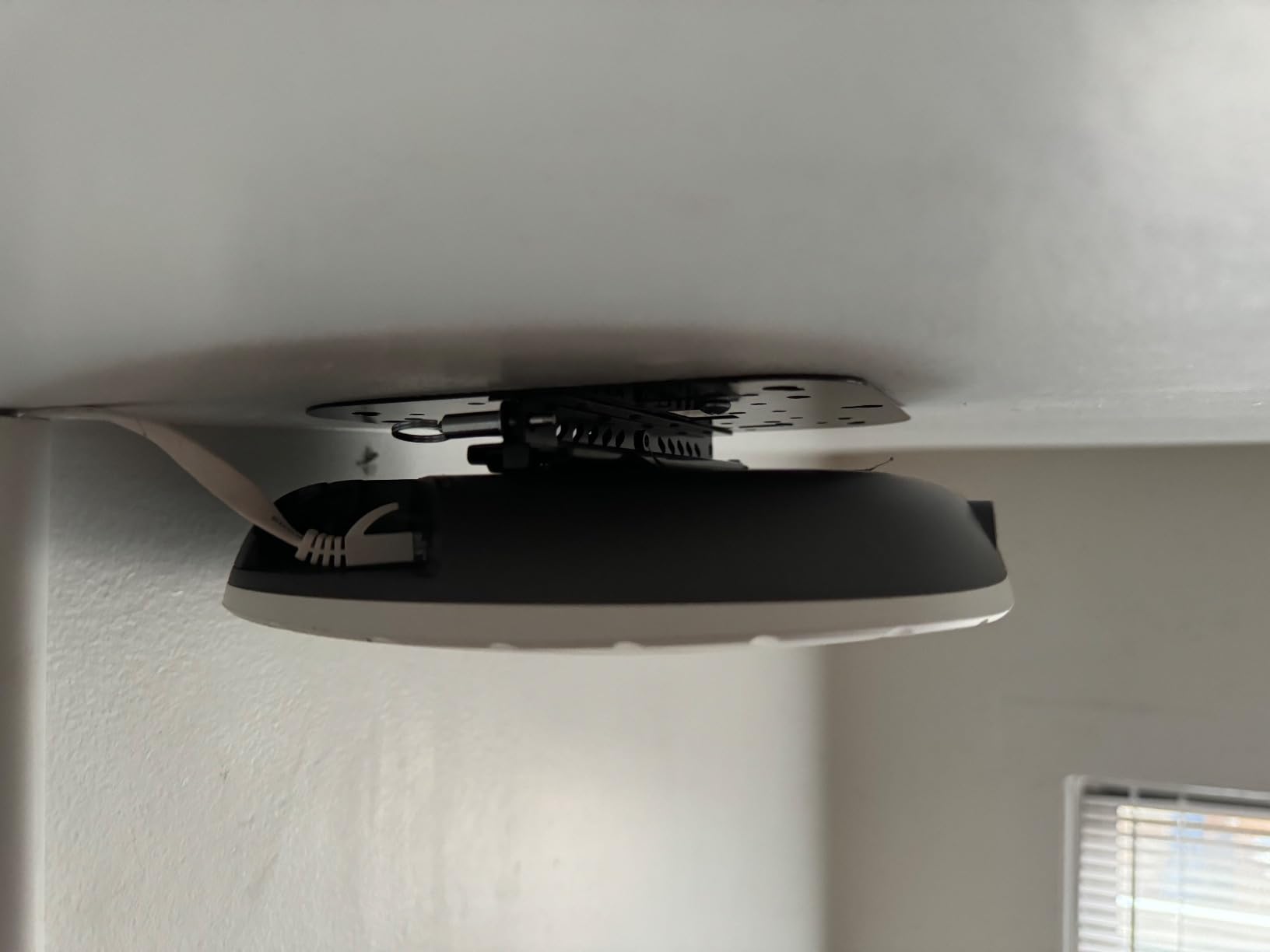 HPE AP-MNT-E AP mount bracket individual E