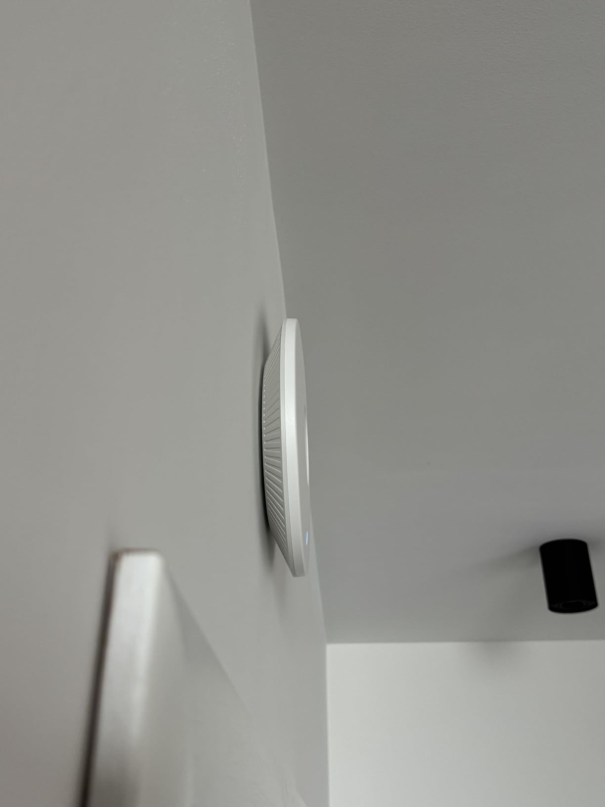 AX5400 Ceiling Mount WiFi 6 Access Point