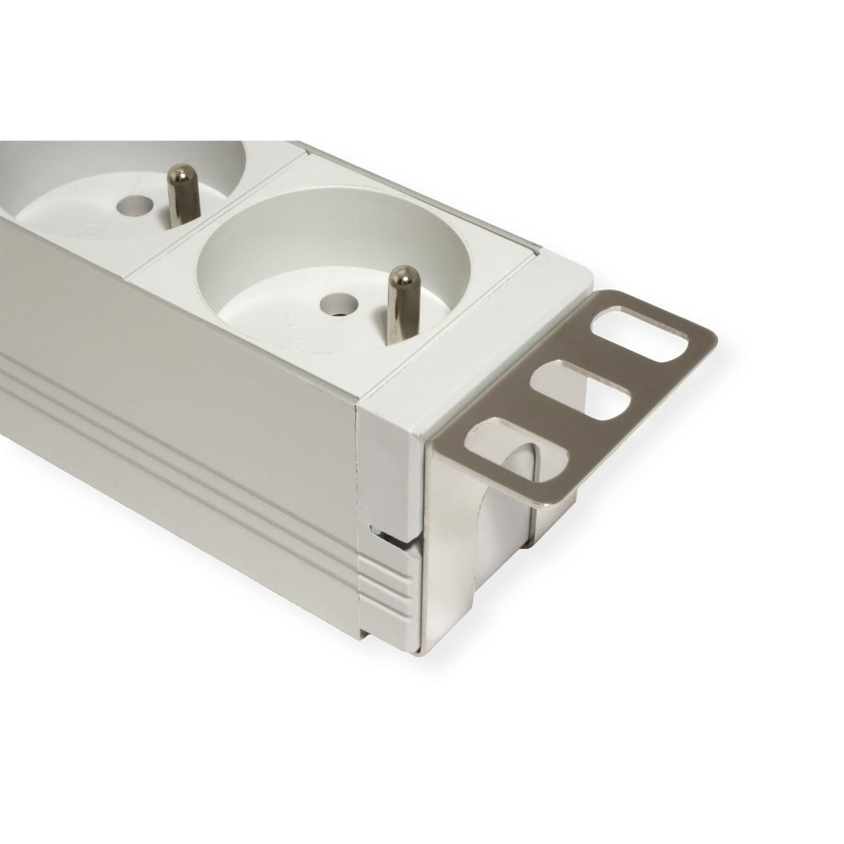 BACHMANN Multiprise 19" 333.4061 8 prises avec interrupteur et parasurtenseur