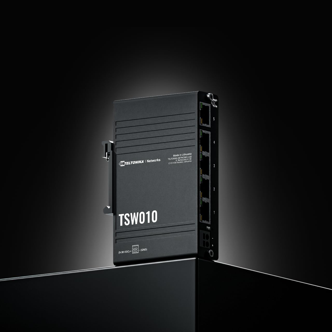 TELTONIKA NETWORKS TSW010 Gigabit switch with DIN rail