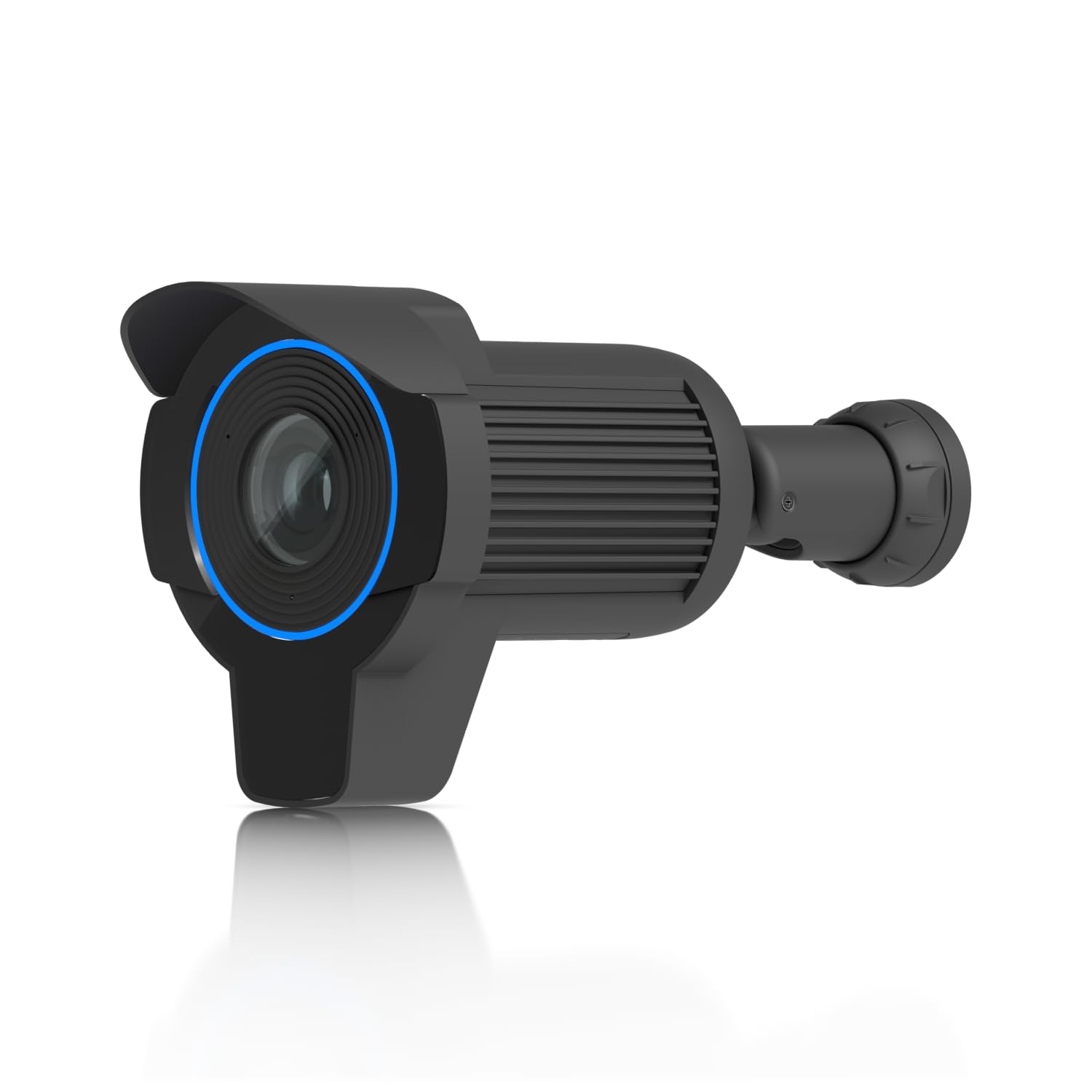 All-weather 4K PoE+camera with 3x optic