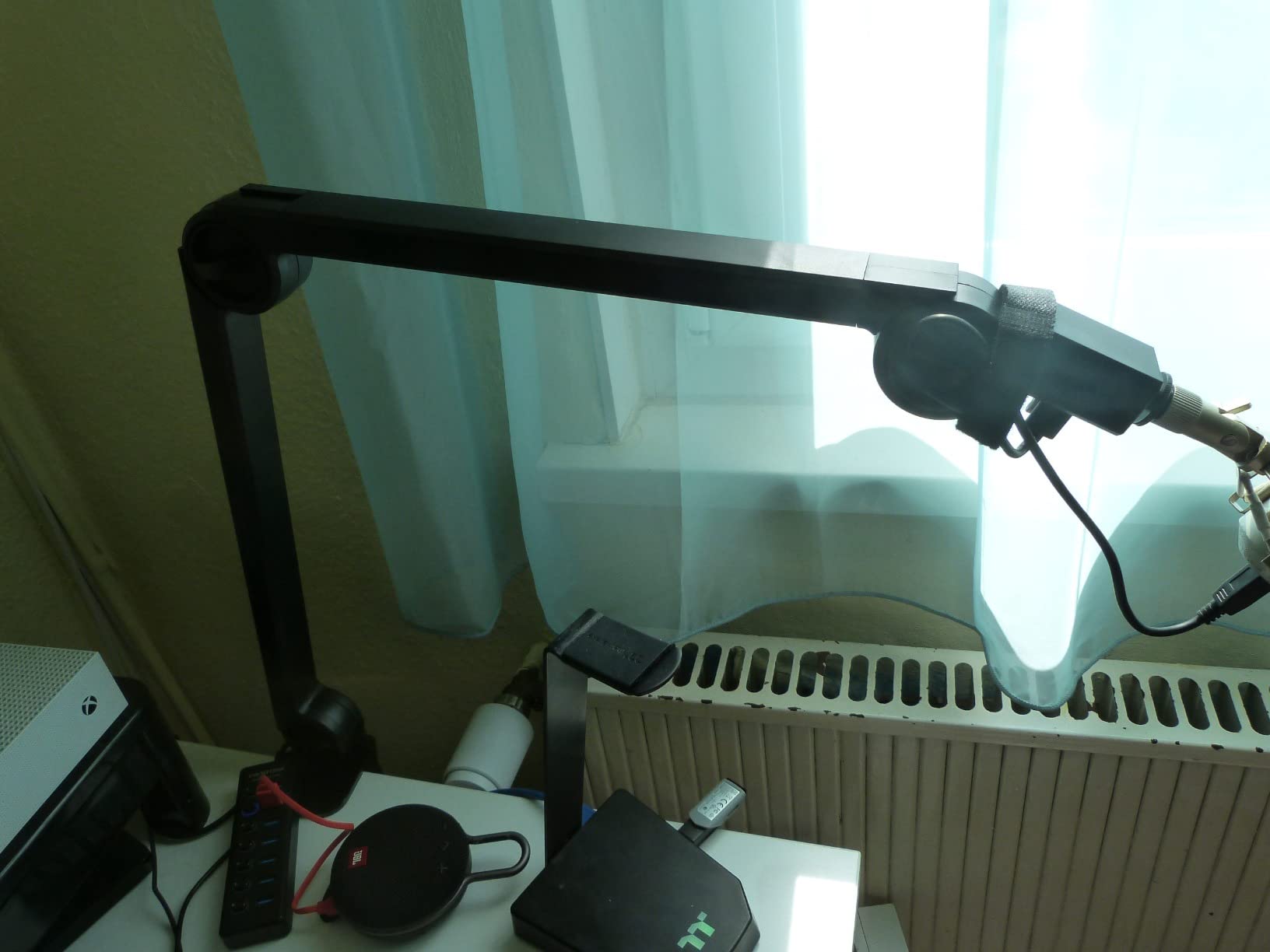 CHERRY Bras de microphone MA 6.0 UNI USB avec hub intégré