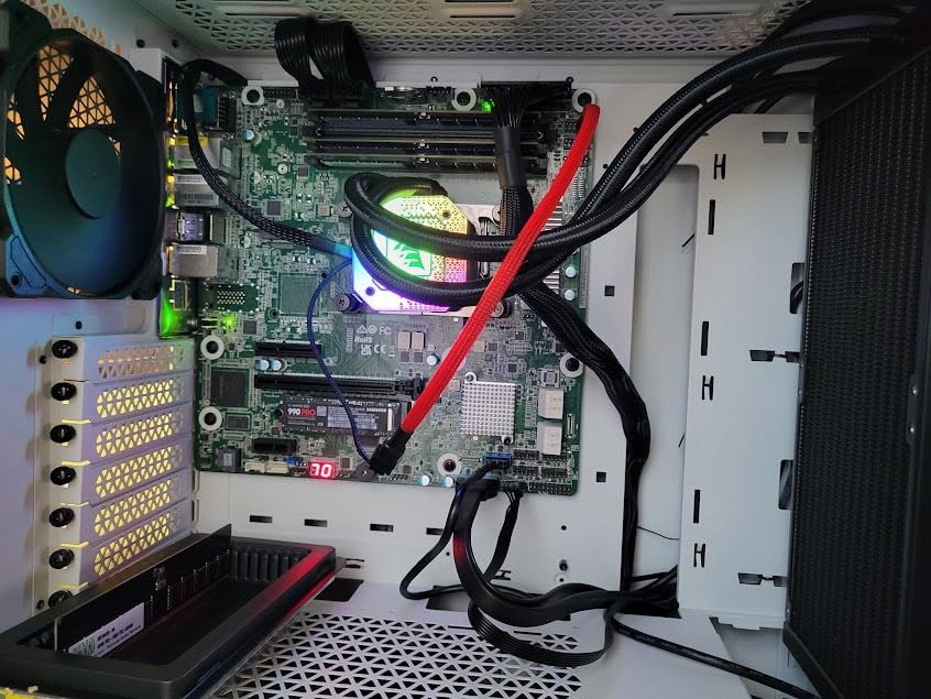 ASRock B650D4U, 1xSKT AM5, AMD Ryzen 7000, B650E, 4xDIMM, SATA, 2xM.2, 2x1GbE, IPMI