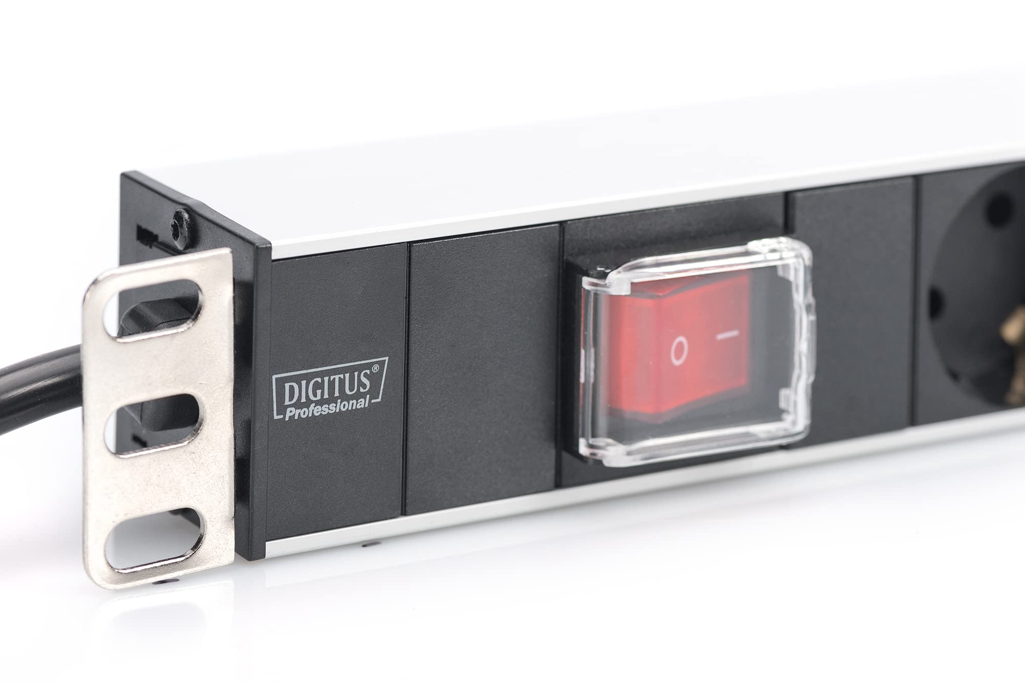 Digitus Bloc multiprise avec profilé en aluminium et interrupteur, prise électrique a contact de protection avec 7 sorties, connecteur a contact de pr