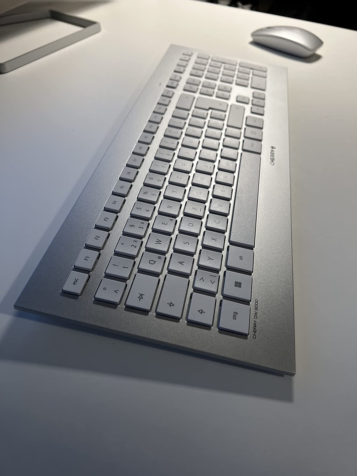 CHERRY Pack clavier & souris DW 8000 Sans fil Argent/Blanc
