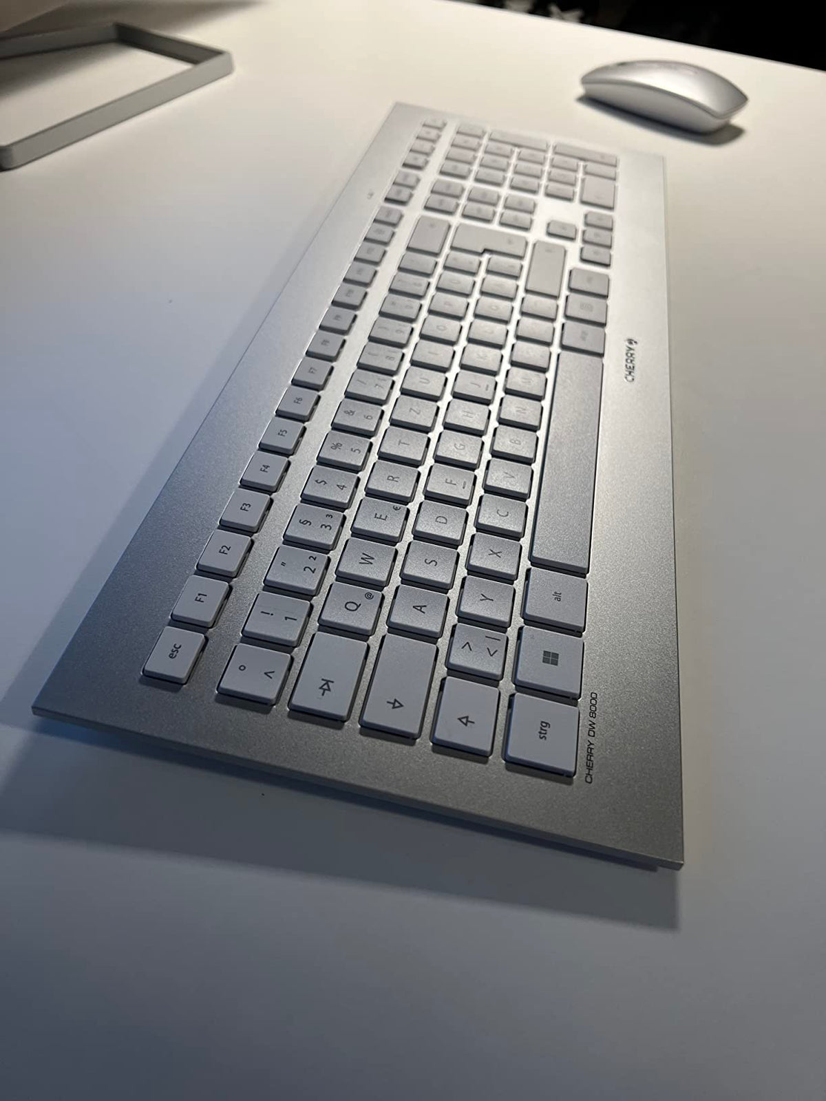 CHERRY Pack clavier & souris DW 8000 Sans fil Argent/Blanc