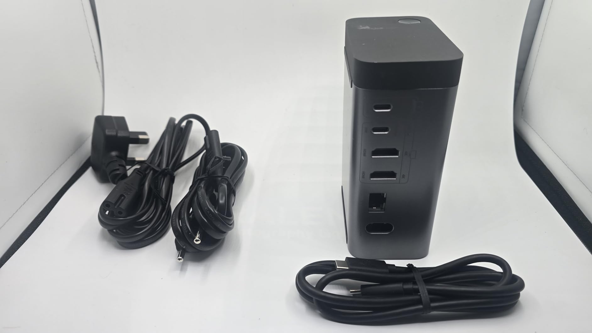 BELKIN USB-C 11-in-1 Pro GaN Dock