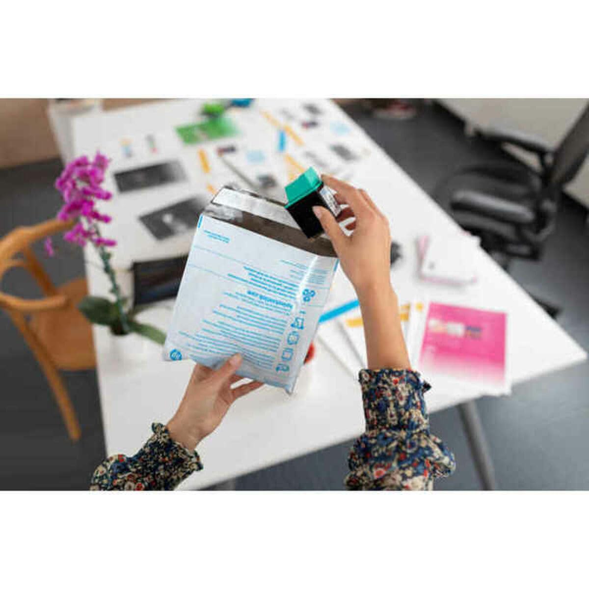 HP 963 Cyan Original Ink Cartridge