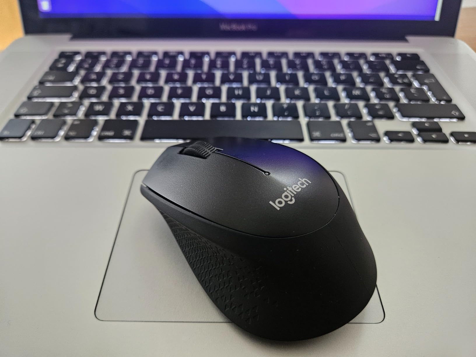 LOGITECH M330 SILENT PLUS Mouse 3 buttons wireless 2.4 GHz USB wireless receiver blue