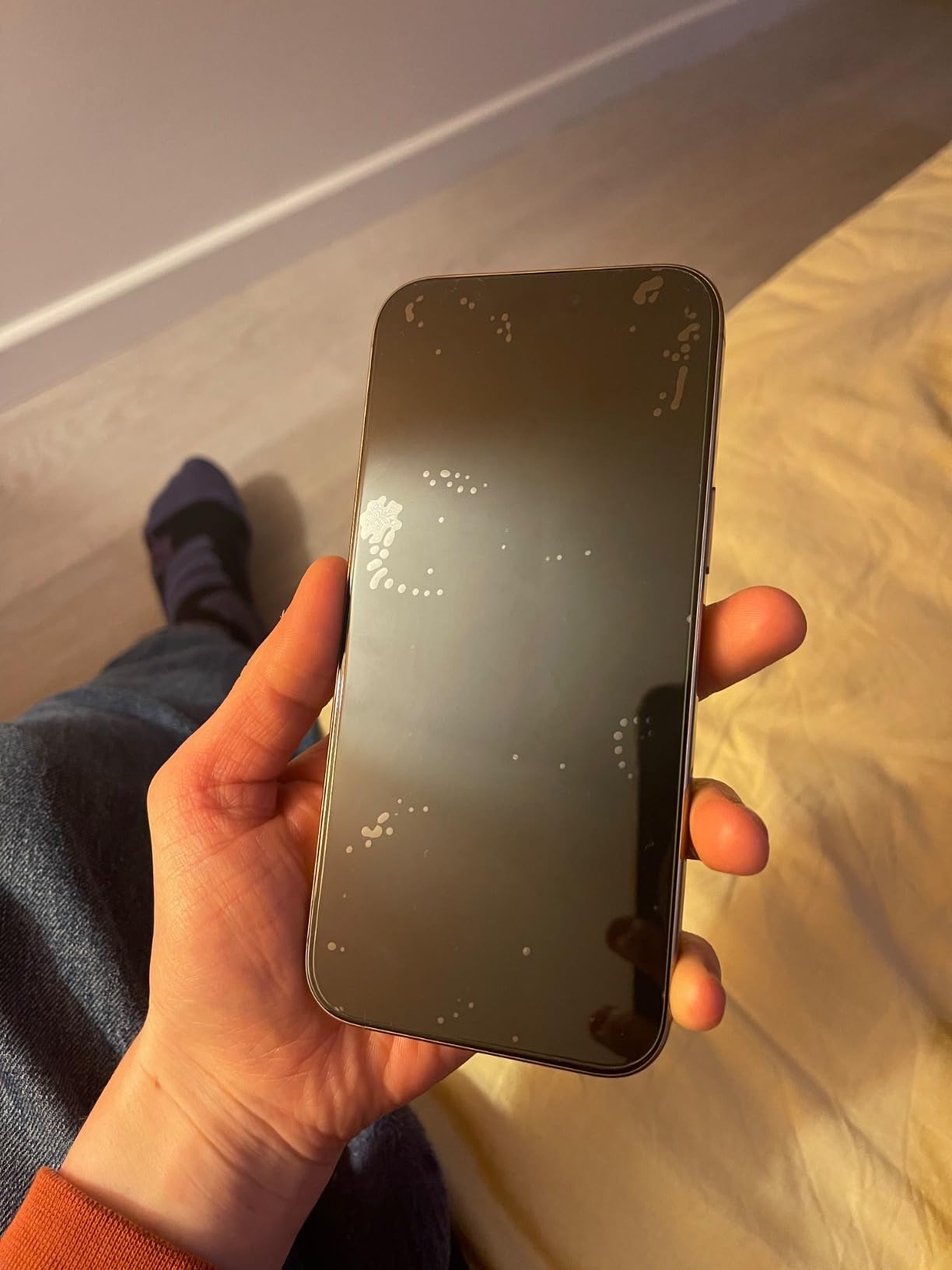 BELKIN ScreenForce Pro Invisiglass Privacy AM Screen Protector - iPhone 16 Pro Max