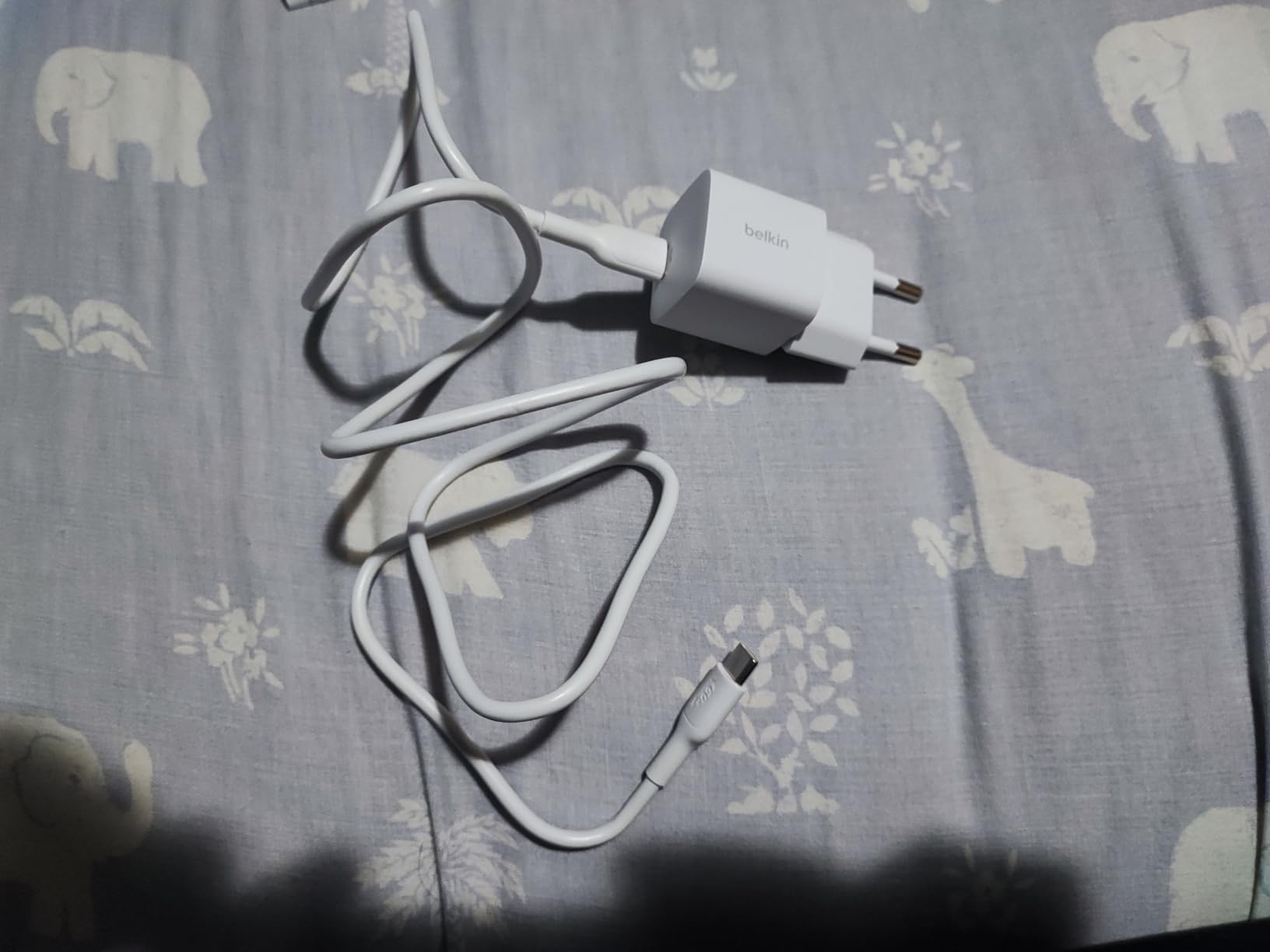 BELKIN 25W USB PD Wall Charger with PPS WHT w/1m C-C Cable