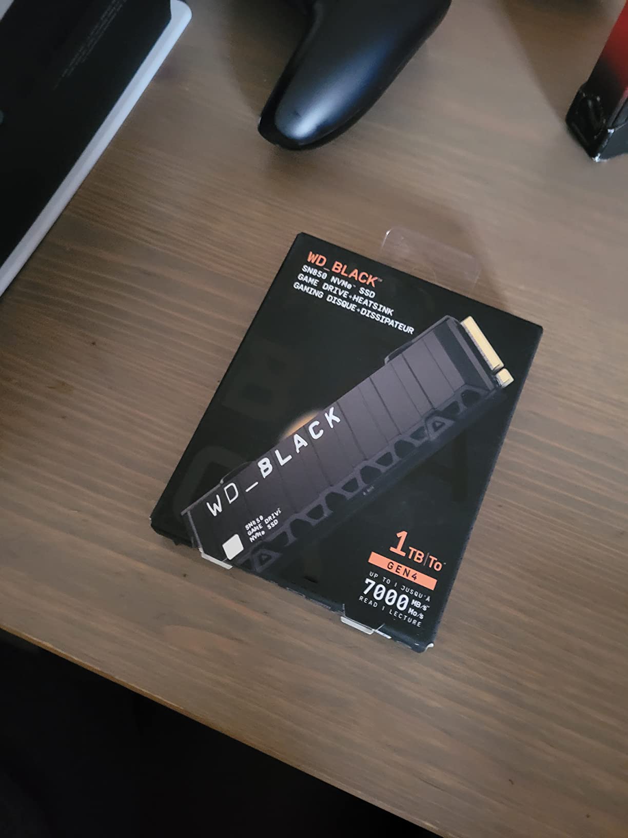 WD Black 2To SN850 NVMe SSD Supremely Fast PCIe Gen4 x4 M.2 internal single-packed