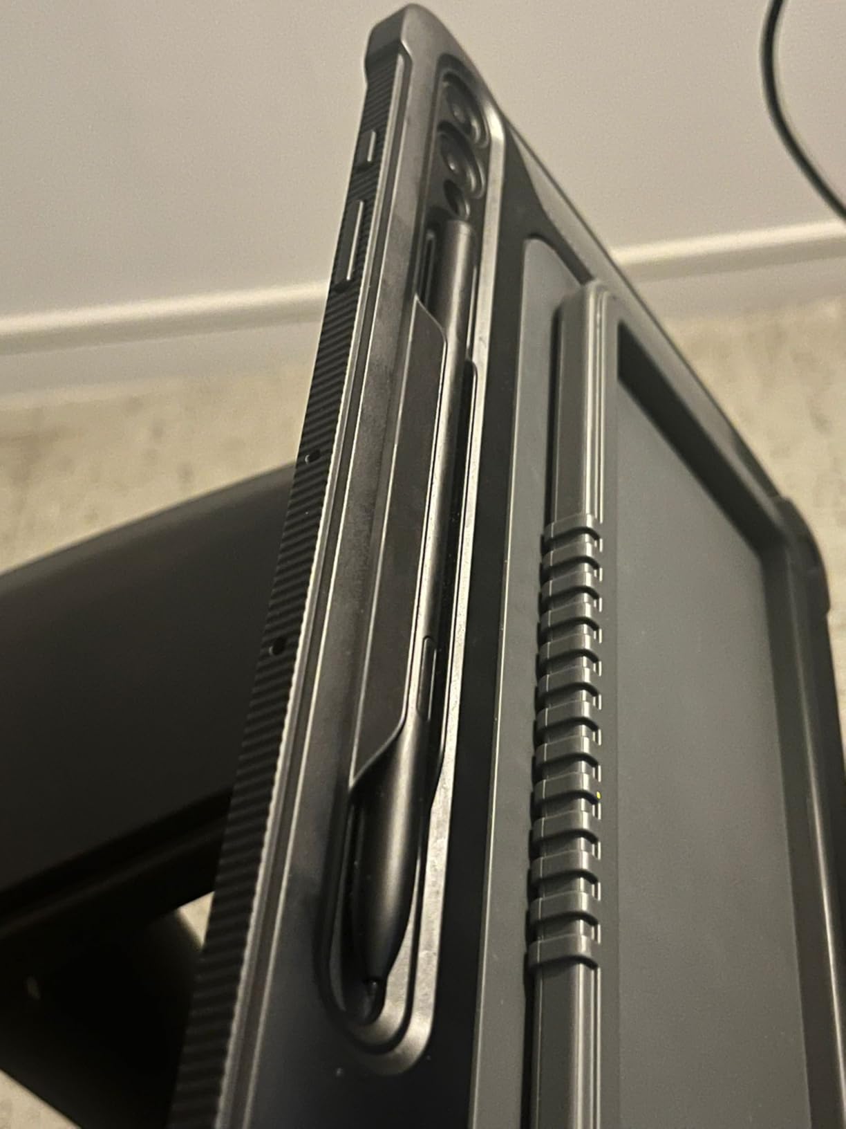 SAMSUNG Outdoor Cover for Galaxy Tab S9 FE+ Titan