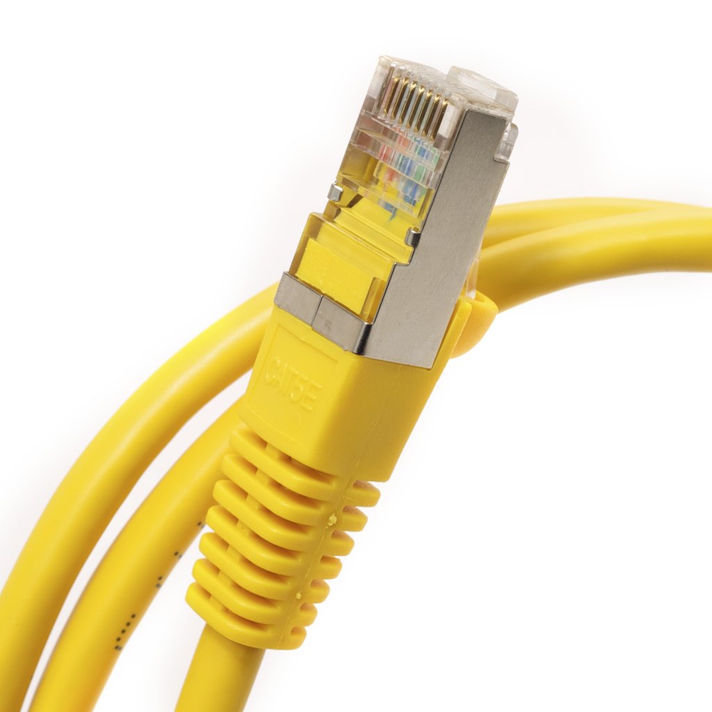 Cordon RJ45 catégorie 6 S/FTP jaune - 0,3 m